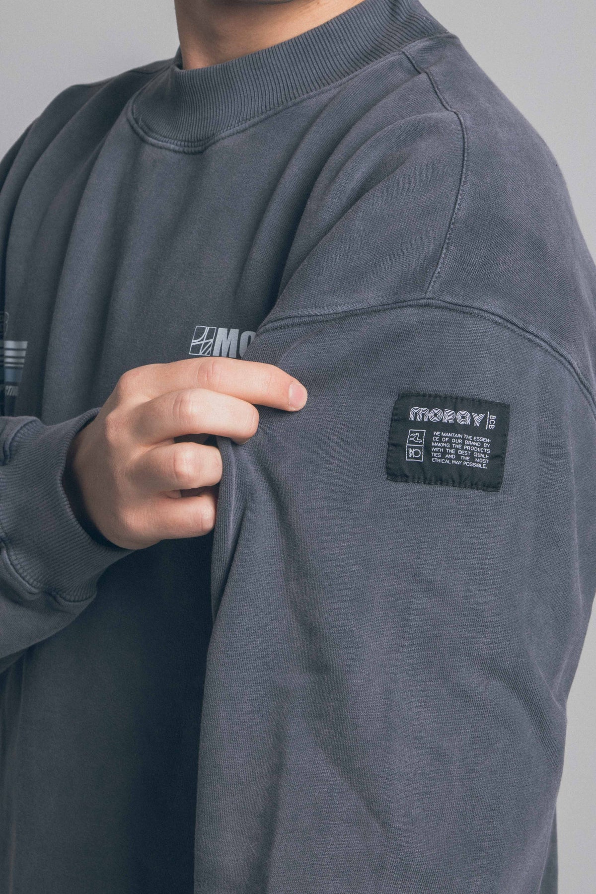 Perspective B – Sudadera – vista 8 – MORAY