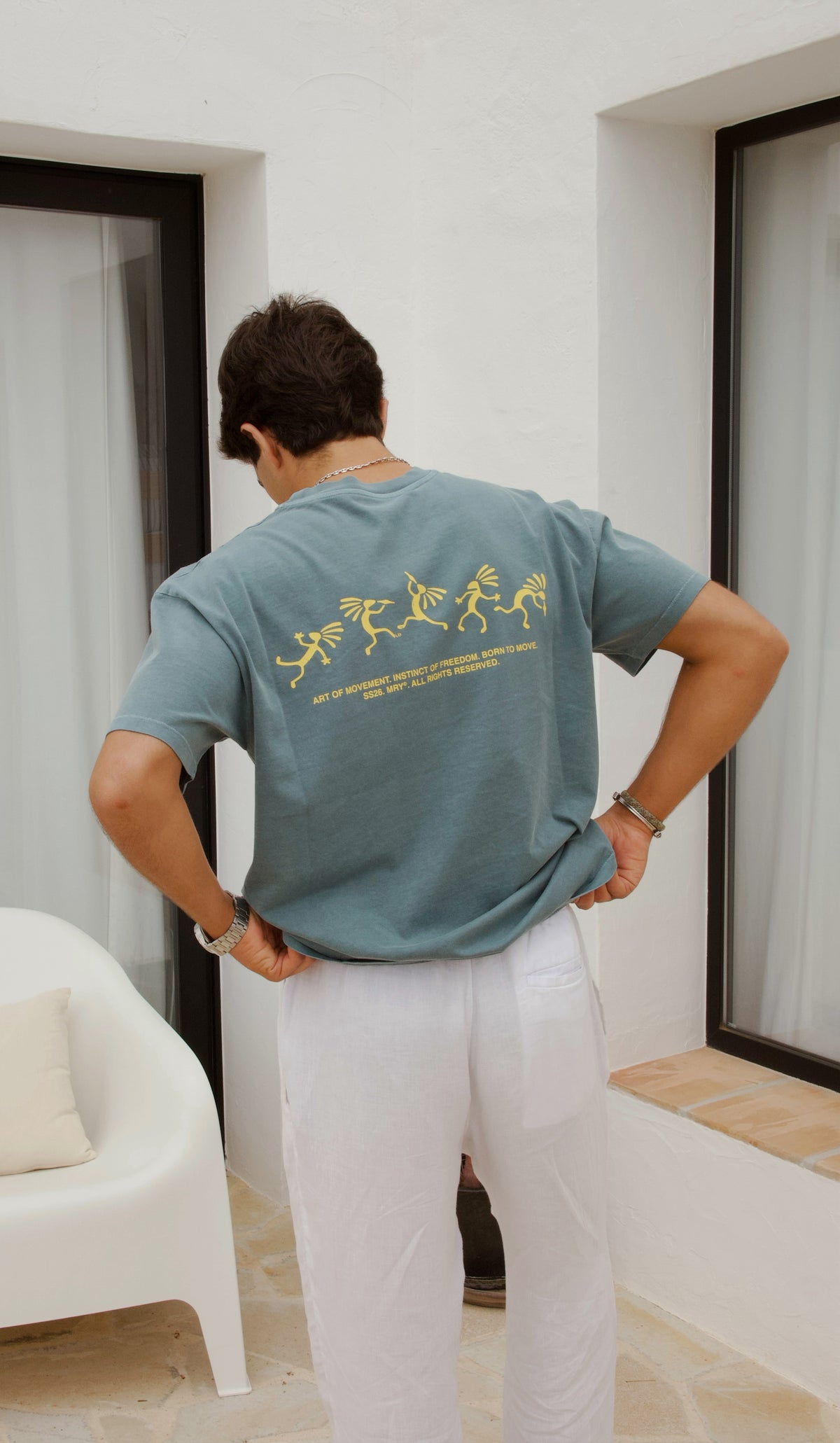 MOVES TEE